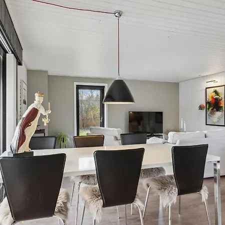 Ferienhaus 3 Bedroom Nice In